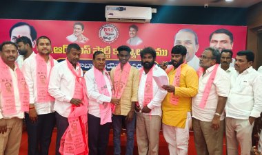 మరింత బలపడుతున్న బిఆర్ఎస్--కాంగ్రేస్ బిజెపి నాయకులను ఆహ్వానించిన ఎమ్మెల్యే